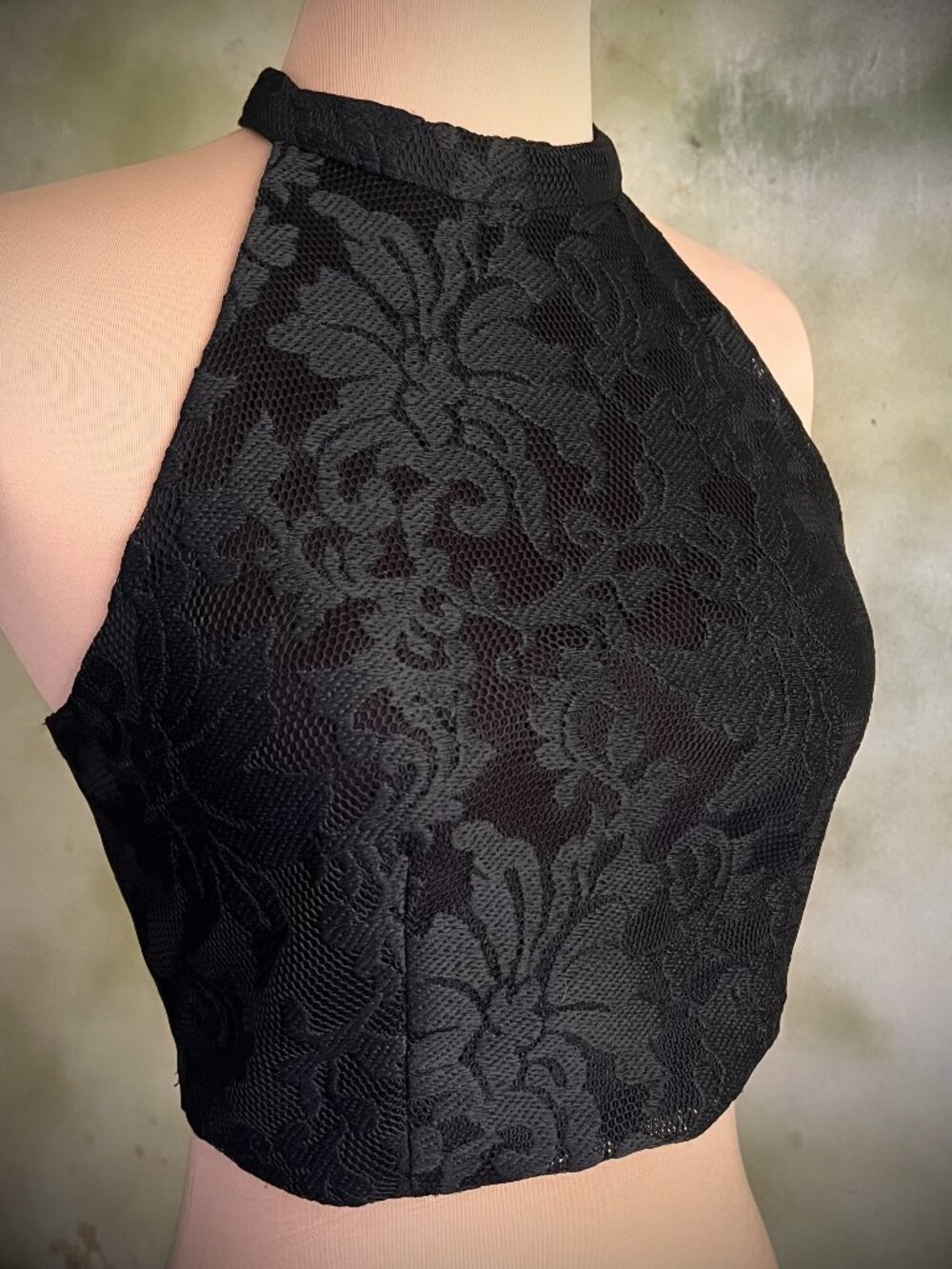 Forever 21 Size Small Black Lace Halter Crop Top Mock Neck